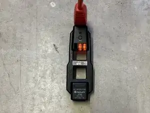 Triplett ET200 AC Line Splitter Voltage testing