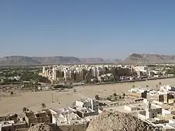 Shibam in Wadi Hadhramaut, with mountains in the background