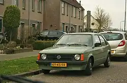 Base model Kadett D hatchback/saloon with round headlights and different front grille