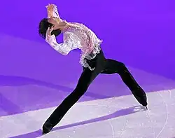 Hanyu performing a layback Ina Bauer in his exhibition gala to "Haru yo, koi"