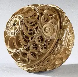 Prayer nut case with tracery, attributed to Dircksz, c. 1500–1530. Rijksmuseum, Amsterdam.