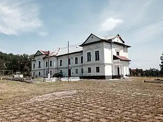 Blomberg Palace in Gârdani