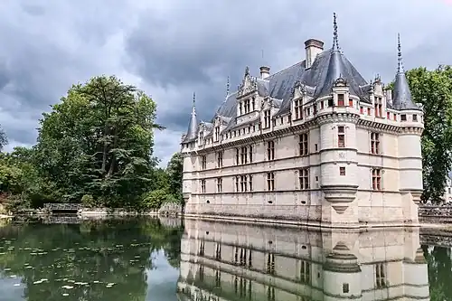 Château d'Azay-le-Rideau (Loire, France), 1518-1527[161]