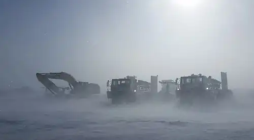 Winter conditions on the Dalton Highway (April 2016)