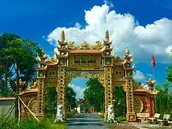 Entrance to Tân Tập (xã)