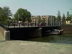 The Dageraadsbrug, where the canal starts to run parallel to the Singelgracht
