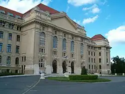 Main facede of University of Debrecen