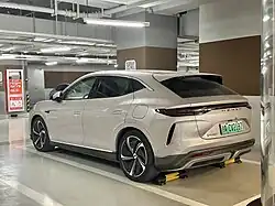 Rear view (pre-facelift)