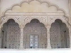 Multifoil arches with parchinkari in Diwan-i-Am, Red Fort, India, built between 1631-1640. An example of Mughal architecture.