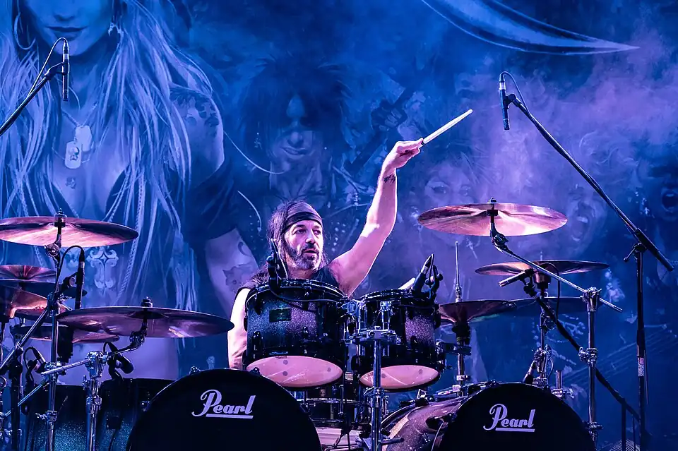 Doro-42 (53065625966).jpg