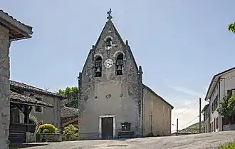 The chapel in Pujos.