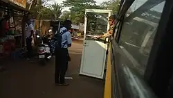 Students catching a Bal Rath (bus)