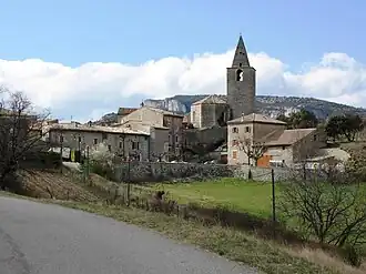 The church and surroundings in Gras