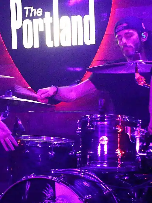 Hayley Griffiths Band live at The Portland Arms, Cambridge (48690080973) (cropped).jpg