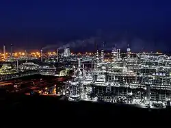 Image 126Jamnagar Refinery, the world's largest oil refinery, in Gujarat, India (from Oil refinery)