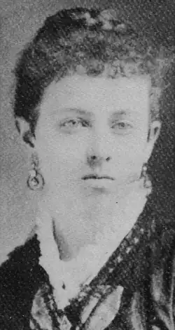 Black-and-white portrait of Josephine Jewell Dodge, c. 1915