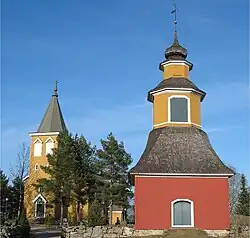 Kiikala Church with bell tower in 2009.