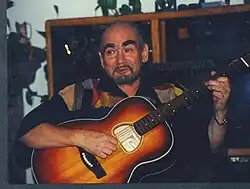 Leonid Dukhovny at a concert