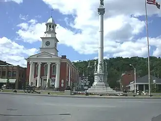 Mifflin County Courthouse and Monument Square