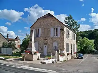 The town hall in Flagey
