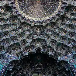 The complex geometry and tilings of the muqarnas vaulting in the Sheikh Lotfollah Mosque, Isfahan