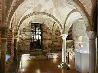 Crypt of Santa Maria del Popolo (first half of the 11th century).