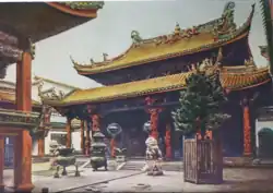 A colorized version of Thomson's c. 1870 photograph