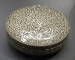 Yaozhou ware box