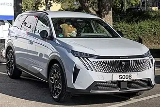 Peugeot e-5008 III