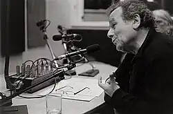 Image 26Use of a sound broadcasting station (from Radio broadcasting)