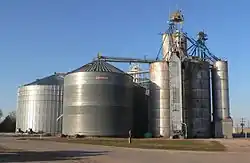 Grain elevator in Ragan
