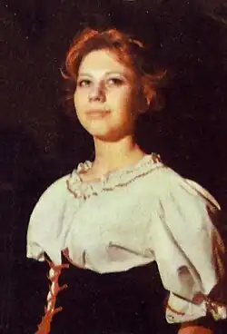 Portrait of woman with red hair