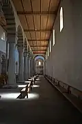 Side nave