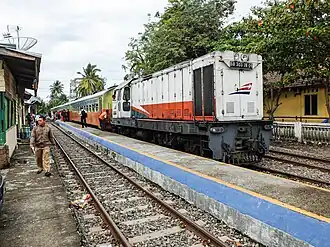 Pariaman Express at Pariaman Station