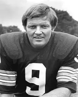 Former NFL player, NFL Champion and Pro Football Hall of Fame member Sonny Jurgenson (B.A. 1956)[341][342]