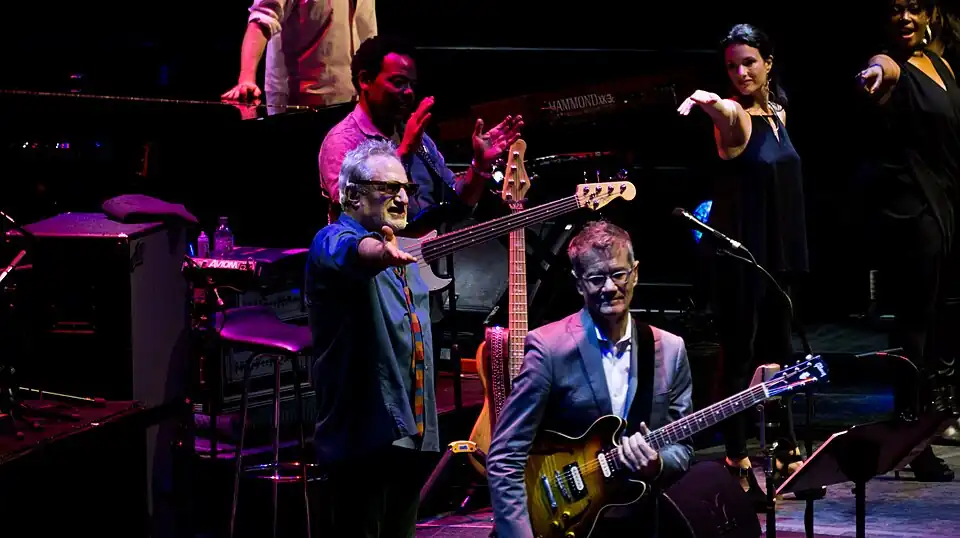 Steely Dan With The Doobie Brothers - The O2 - Sunday 29th October 2017 SteelyDanO2291017-26 (38016645772).jpg