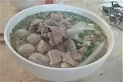 Teochew rice noodle soup (潮州粿條).