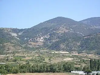 A view over Théus village