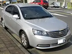 Tobe M'way (front)