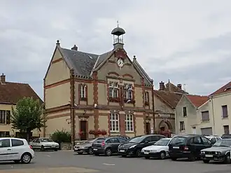 The town hall in Touquin