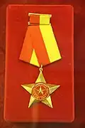 Current Gold Star Order on display at Vietnam Military History Museum.