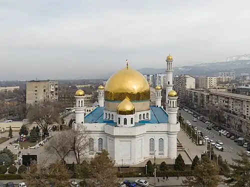 Мечеть с юго-западной стороны