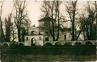 Католический храм св. Войцеха, позднее православная Успенская церковь. Фото 1937 года. Разрушен в Великую Отечественную войну