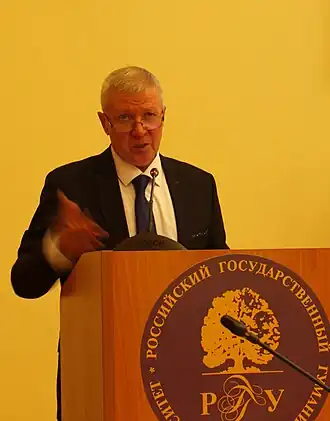 Анфертьев И. А. отвечает оппонентам. (Защита И. А. Анфертьевым своей докторской диссертации: РГГУ, 13.12.2019)