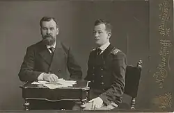 А. А. Шустиков с старшим сыном Сократом, студентом СПбГУ