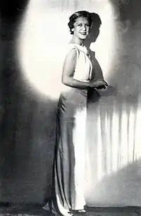 На сцене концертного зала «Атенеул». Бухарест, 1937 год