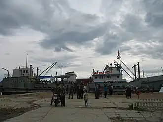 В Ханх пришли суда