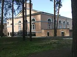 Плавательный бассейн