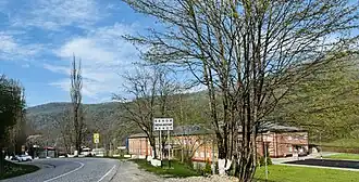 Въезд с южной стороны.