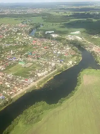 Озеро, село Искино и посёлок Поляна.